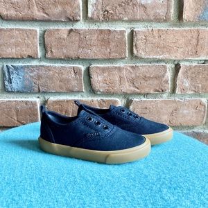 Size 7 Toddler NWOT Old Navy Slip-on Sneakers